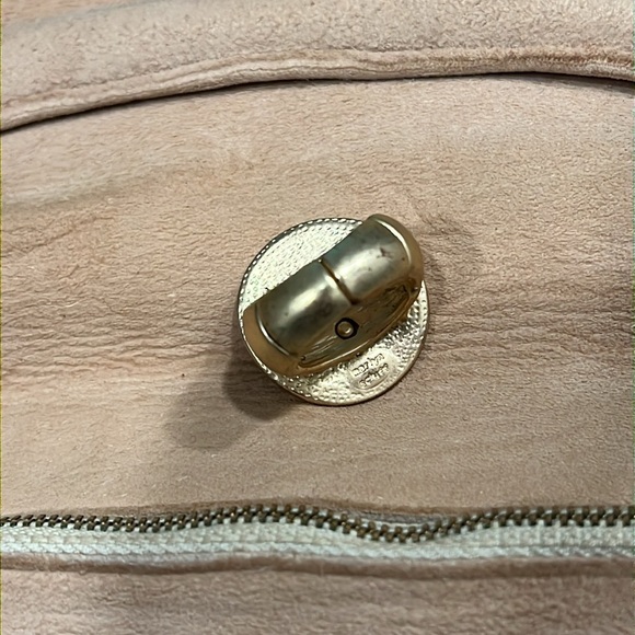 Marlyn Schiff Expandable Ring - Picture 4 of 5